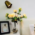 Modern 3 Bedroom Flat In Lisbon